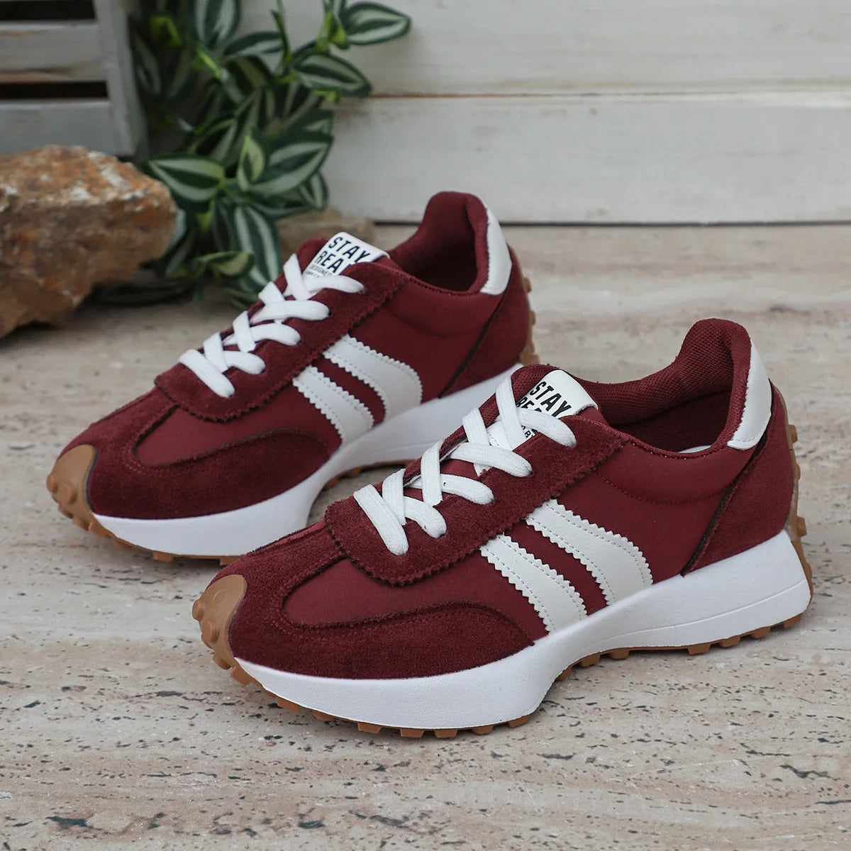 Amiuri Zova Komfort Sneaker 2026